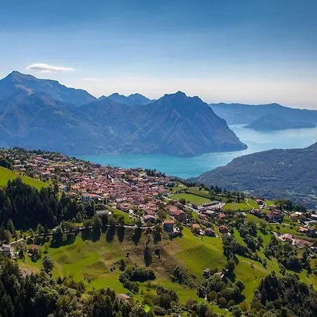 Attic House Mountain Iseo Hospitality * Bossico
