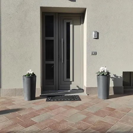 Attic House Mountain Iseo Hospitality דירה