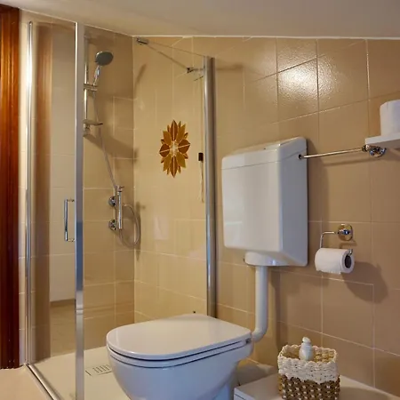 Attic House Mountain Iseo Hospitality Bossico