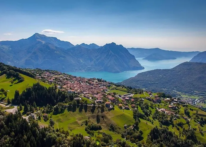 Attic House Mountain Iseo Hospitality * Bossico