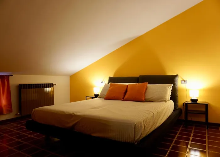 Attic House Mountain Iseo Hospitality Bossico